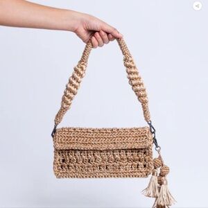 Elegant Woven Shoulder Bag in Tan